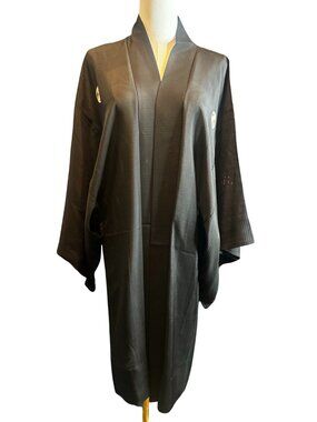 Custom Silk Kimono – Timeless Elegance